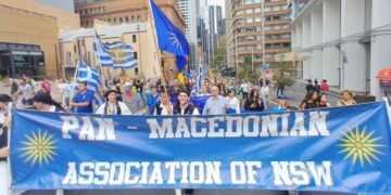 Μέλη της Παμμακεδονικής Ένωσης Νέας Νότιας Ουαλίας σε παλιότερη παρέλαση (φωτ.: facebook/Pan-Macedonian Association of NSW)