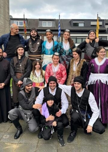 (Φωτ.: facebook/Ποντιακός Σύλλογος«Ποντιακή Εστία Κρέφελντ»- Pontischer Verein Krefeld)