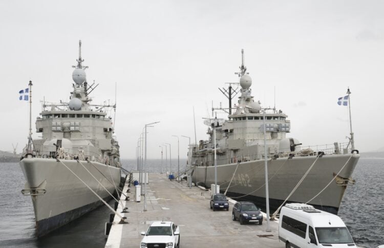 Η φρεγάτα «Κίμων» στον ναύσταθμο της Σαλαμίνας (φωτ. αρχείου: EUROKINISSI/Γιώργος Κονταρίνης)