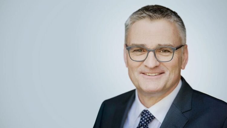 Ο κυβερνητικός εκπρόσωπος της καγκελαρίας Στέφαν Κορνέλιους (πηγή: bundesregierung.de/)