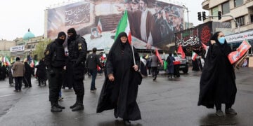 Ιρανοί διαδηλωτές  κατά τη διάρκεια συγκέντρωσης για την Ημέρα Αλ-Κουντς στην Τεχεράνη, 13 Μαρτίου 2026 (φωτ.: EPA / Abedin Taherkenareh)