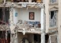 Κατεστραμμένο κτήριο στην Τεχεράνη μετά από ισραηλινό πλήγμα (φωτ.: EPA/Abedin Taherkenareh)