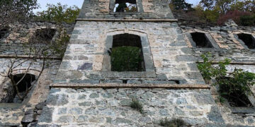 Αυτή είναι η κατάσταση σήμερα της Μονής Βαζελώνα. Η φωτογραφία από την επίσημη ιστοσελίδα του Μητροπολιτικού Δήμου Τραπεζούντας (πηγή: trabzon.bel.tr)