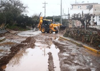 Πλημμύρες στην περιοχή της Ραφήνας από την κακοκαιρία "Erminio", Πέμπτη 2 Απριλίου 2026. (Θανάσης Δημόπουλος/EUROKINISSI)