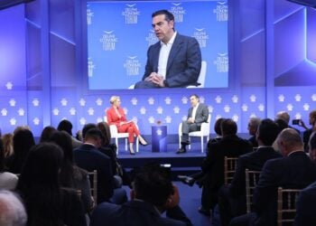 Ο Αλέξης Τσίπρας, τη δεύτερη ημέρα εργασιών του 11ου Οικονομικού Φόρουμ των Δελφών (φωτ.: Γιάννης Παναγόπουλος
/EUROKINISSI)