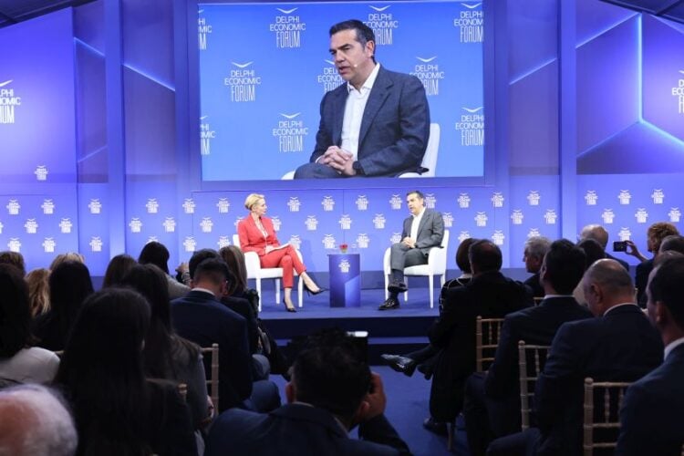 Ο Αλέξης Τσίπρας, τη δεύτερη ημέρα εργασιών του 11ου Οικονομικού Φόρουμ των Δελφών (φωτ.: Γιάννης Παναγόπουλος
/EUROKINISSI)