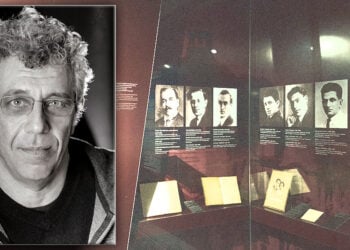 Ο Έρικ Μπόγκοσιαν φωτογραφημένος από τη Μονίκ Καρμπόνι. Στο φόντο εκθέματα στο Μουσείο Γενοκτονίας του Γερεβάν σχετικά με την «Επιχείρηση Νέμεσις» (εικ.: Γεωργία Βορύλλα)