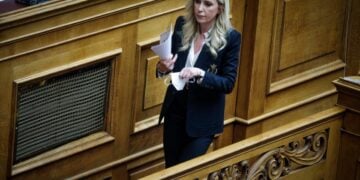 Η βουλευτής Σερρών της Νέας Δημοκρατίας Φωτεινή Αραμπατζή (φωτ.: Γιώργος Κονταρίνης EUROKINISSI)
