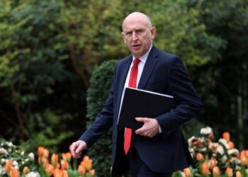 Ο Βρετανός υπουργός Άμυνας Τζον Χίλι (φωτ. αρχείου: EPA/ANDY RAIN)