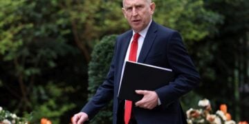 Ο Βρετανός υπουργός Άμυνας Τζον Χίλι (φωτ. αρχείου: EPA/ANDY RAIN)