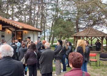 (Φωτ. αρχείου: facebook.com/groups/Ποντιακός Σύλλογος Πτολεμαΐδας Pontiakos Sillogos Ptolemaidas official)