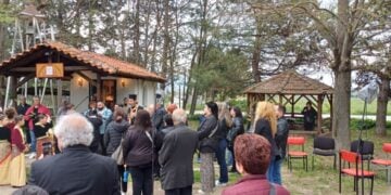 (Φωτ. αρχείου: facebook.com/groups/Ποντιακός Σύλλογος Πτολεμαΐδας Pontiakos Sillogos Ptolemaidas official)