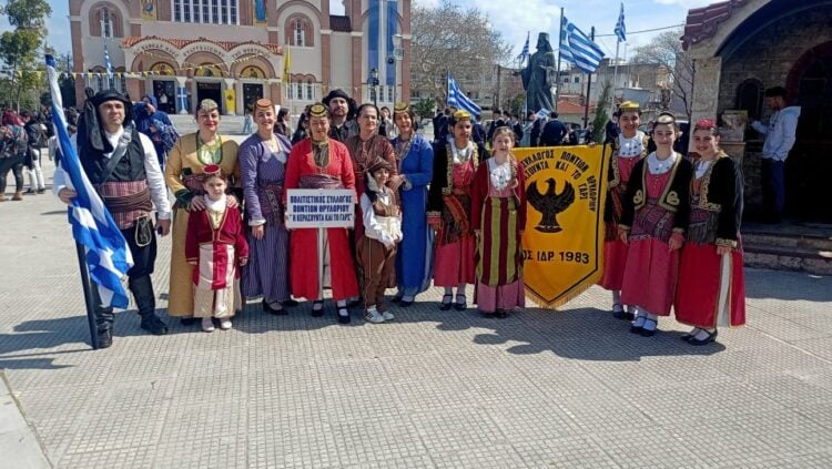 (Πηγή: facebook.com/ groups/ ΠΟΛΙΤΙΣΤΙΚΟΣ ΣΥΛΛΟΓΟΣ ΠΟΝΤΙΩΝ ΘΡΥΛΟΡΙΟΥ «Η Κερασουντα & το Γαρς»)