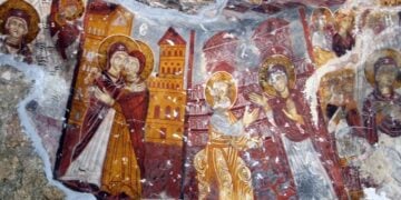 Αγιογραφίες στην Παναγία Σουμελά στην Τραπεζούντα, πριν από τις εργασίες συντήρησης και αποκατάστασης. Τρίτη 14 Αυγούστου 2007 (φωτ.: MEGAPRESS / Παύλος Μακρίδης)