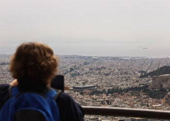 Αυξημένη συγκέντρωση αφρικανικής σκόνης στην ατμόσφαιρα της Αθήνας, Τετάρτη 15 Απριλίου 2026 (φωτ.: EUROKINISSI / Γιάννης Παναγόπουλος)