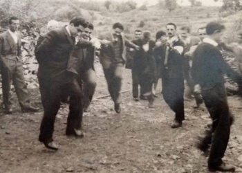 Ποντιακοί χοροί στις εξοχές του Αμυγδαλεώνα (φωτ.: facebook / Πολιτιστικός Σύλλογος Αμυγδαλεώνα)