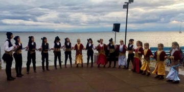 Από παλαιότερη συμμετοχή της Ένωσης Ποντίων Καλαμαριάς σε Ανθοκομική Έκθεση (φωτ.: facebook / Ένωσης Ποντίων Καλαμαριάς)