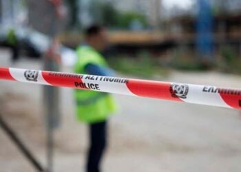 Κορδέλα της αστυνομίας (φωτ.: ΑΠΕ-ΜΠΕ / Αχιλλέας Χήρας)