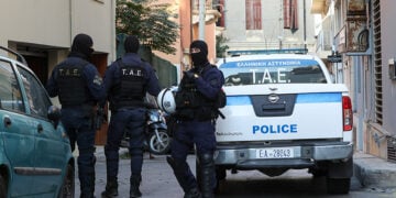 Αστυνομική δύναμη στο Ηράκλειο Κρήτη (φωτ.: EUROKINISSI / Στέφανος Ραπάνης)