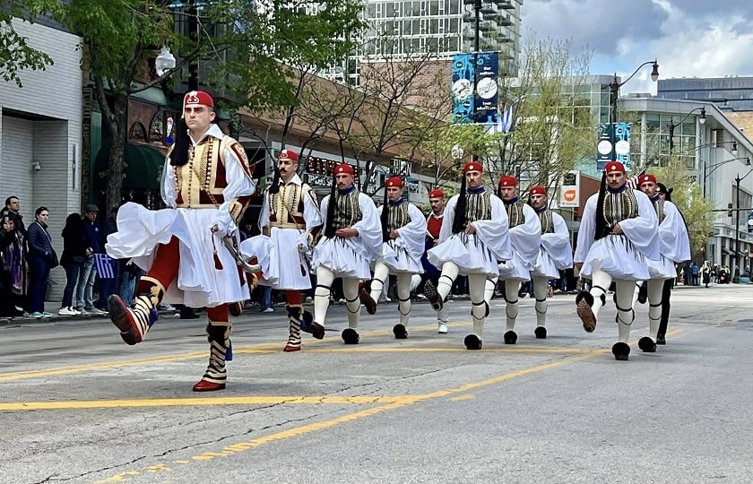 Άγημα της Προεδρικής Φρουράς στο Σικάγο, για την παρέλαση της ομογένειας για τα 205 χρόνια της Επανάστασης. Κυριακή 19 Απριλίου 2026 (φωτ.: Facebook / Elios Photography)