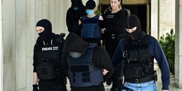 Στον εισαγγελέα για τη δολοφονία του 27χρονου στο Πάρκο Ασυρμάτου στον Άγιο Δημήτριο. Παρασκευή 24 Απριλίου 2026 (φωτ.: EUROKINISSI / Μιχάλης Καραγιάννης)