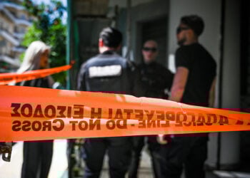 Το κτήριο του ΕΦΚΑ στον Κεραμεικό, όπου πραγματοποίησε την πρώτη επίθεση ο ηλικιωμένος (φωτ.: EUROKINISSI / Αρετή Τηλιακού)