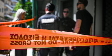 Το κτήριο του ΕΦΚΑ στον Κεραμεικό, όπου πραγματοποίησε την πρώτη επίθεση ο ηλικιωμένος (φωτ.: EUROKINISSI / Αρετή Τηλιακού)