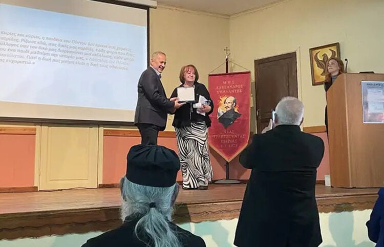 Η Γιώτα Ιωακειμίδου βραβεύεται στα Υψηλάντεια 2026, Τετάρτη 15 Απριλίου (φωτ.: Ολύμπιο Βήμα)