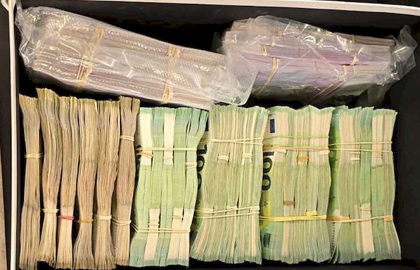 Μετρητά που κατασχέθηκαν κατά την αστυνομική επιχείρηση της ΔΑΟΕ,  Παρασκευή 6 Φεβρουαρίου 2026 (φωτ.: Υπουργείο Προστασίας του Πολίτη)