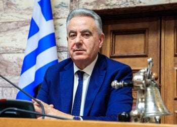 Ο Αθανάσιος Καββαδάς στη Βουλή, 18 Ιουλίου 2025 (φωτ.: EUROKINISSI / Γιώργος Κονταρίνης)