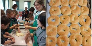 Παιδιά που ζουν στον Κεχρόκαμπο Καβάλας φτιάχνουν κερκέλια υπό την καθοδήγηση των γιαγιάδων του χωριού (φωτ.: Νόπη Γεωργιάδου)