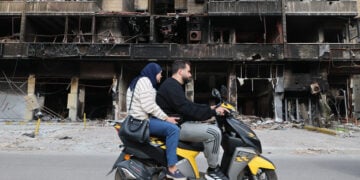 Κατεστραμμένα κτήρια στα νότια προάστια της Βηρυτού, 17 Απριλίου 2026 (φωτ.: EPA / Wael Hamzeh)