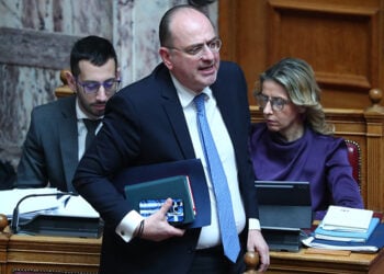 Η παρέμβαση της Ντόρας Μπακογιάννη και το μήνυμα για «διευκόλυνση» προς τον πρωθυπουργό