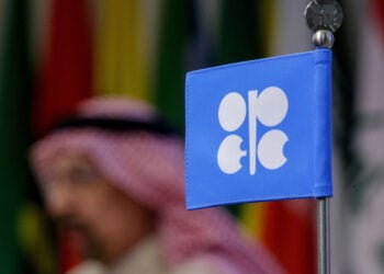 Σε πρώτο πλάνο ο λογότυπος του ΟΠΕΚ (φωτ.: EPA / Lisi Niesner)