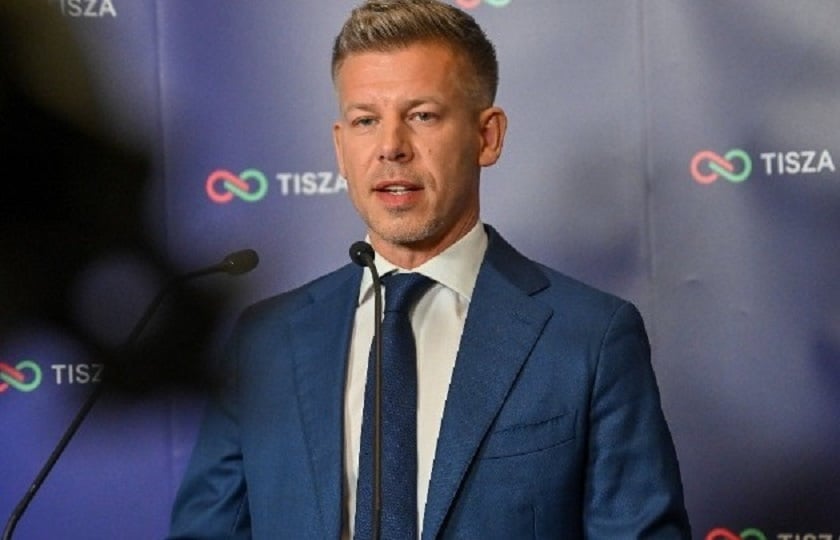 Ο ηγέτης του ουγγρικού κόμματος Tisza Πέτερ Μαγιάρ (φωτ.: ΑΠΕ-ΜΠΕ/EPA/Tibor Illyes HUNGARY OUT)