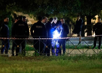 Αστυνομικοί στο Πάρκο Ασυρμάτου στον Άγιο Δημήτριο στο Μπραχάμι, Τετάρτη 22 Απριλίου 2026 (φωτ.: EUROKINISSI / Γιώργος Κονταρίνης)