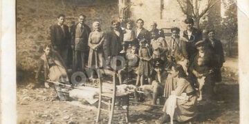 Πάσχα στη Ρούμελη, 1950 (φωτ. αρχείου Χριστίνας Κωνσταντάκη)