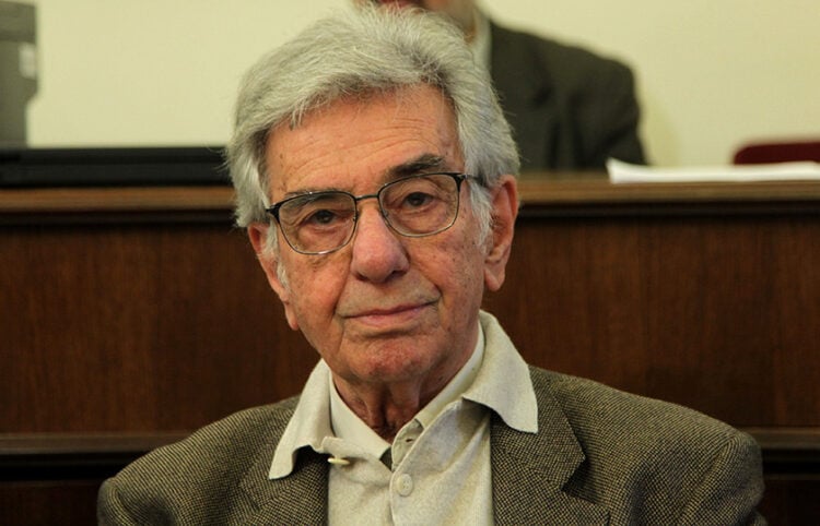 Ο Στέφανος Ληναίος το 2016 στη Βουλή 
(φωτ.: EUROKINISSI / Γιάννης Παναγόπουλος)