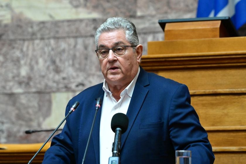 Ο ΓΓ του ΚΚΕ στην εκδήλωση μνήμης για τη Γενοκτονία των Ελλήνων του Πόντου στην Αίθουσα Γερουσίας της Βουλής, τη Δευτέρα 18 Μαΐου 2026 (φωτ.: Τατιάνα Μπόλαρη/ EUROKINISSI)