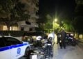 Εικόνα από την περιοχή του Χολαργού όπου άνδρας επιχείρησε να σκοτώσει στη σύζυγό του πριν αυτοκτονήσει (φωτ.: Γιώργος Κονταρίνης/EUROKINISSI)