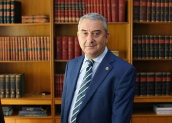 Ο αντιπρύτανης Διεθνών Σχέσεων, Εξωστρέφειας, Δια Βίου Μάθησης και Φοιτητικής Μέριμνας
Καθηγητής Ιάκωβος Μιχαηλίδης (πηγή: auth.gr/rect/)