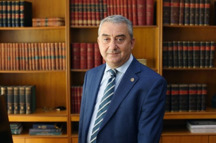 Ο αντιπρύτανης Διεθνών Σχέσεων, Εξωστρέφειας, Δια Βίου Μάθησης και Φοιτητικής Μέριμνας
Καθηγητής Ιάκωβος Μιχαηλίδης (πηγή: auth.gr/rect/)