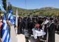 Στα αποκαλυπτήρια της προτομής του ηρωϊκού καταδρομέα της ΕΛΔΥΚ, Μανώλη Μπικάκη, στον Αμύγδαλο του Ηρακλείου Κρήτης (φωτ.: Στέφανος Ραπάνης/ EUROKINISSI)