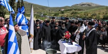 Στα αποκαλυπτήρια της προτομής του ηρωϊκού καταδρομέα της ΕΛΔΥΚ, Μανώλη Μπικάκη, στον Αμύγδαλο του Ηρακλείου Κρήτης (φωτ.: Στέφανος Ραπάνης/ EUROKINISSI)
