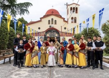 (Φωτ.: facebook.com/profile.php/Μορφωτικός & Πολιτιστικός Σύλλογος Μικροχωρίου Δράμας «Παναγία Σουμελά»)