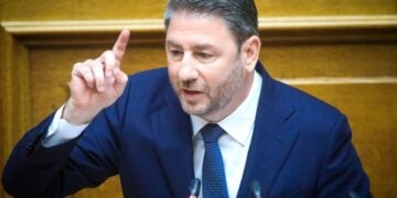 Ο Πρόεδρος της Κοινοβουλευτικής Ομάδας ΠΑΣΟΚ-ΚΙΝΗΜΑ ΑΛΛΑΓΗΣ, Νίκος Ανδρουλάκης (φωτ.: Γιώργος Κονταρίνης/EUROKINISSI)