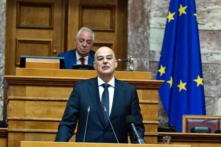 Ο Νίκος Δένδιας μιλάει στην Αίθουσα της Γερουσίας, στη Βουλή, στο πλαίσιο της εκδήλωσης μνήμης που διοργάνωσε η Παμποντιακή Ομοσπονδία Ελλάδος για τη 19η Μαΐου 1919 (φωτ.: Τατιάνα Μπόλαρη/ EUROKINISSI)