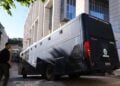 Εικόνα από τη μεταγωγή των συλληφθέντων για παράνομες επιδοτήσεις από τον ΟΠΕΚΕΠΕ στον Ευρωπαίο Εισαγγελέα (φωτ.: Γιάννης Παναγόπουλος/ EUROKINISSI)