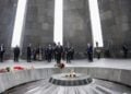 Ο Πρόεδρος της Δημοκρατίας Κωνσταντίνος Τασούλας στο μνημείο Τσιτσερνακαμπέρντ, στο Γερεβάν (φωτ.: ΑΠΕ-ΜΠΕ/Προεδρία της Δημοκρατίας/Θοδωρής Μανωλόπουλος)