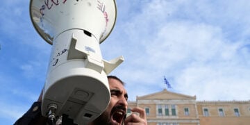 Απεργιακή συγκέντρωση στην Αθήνα, 16 Δεκεμβρίου 2025 (φωτ.: EUROKINISSI / Τατιάνα Μπόλαρη)